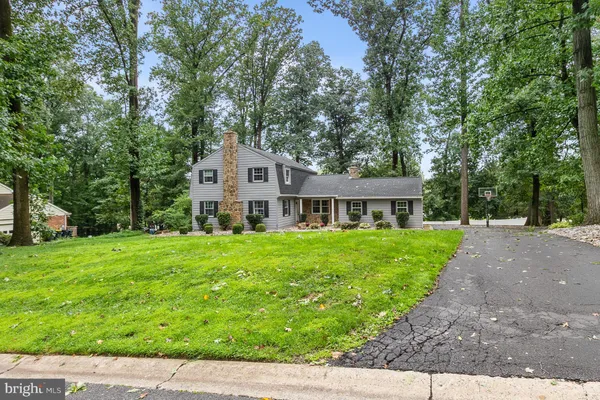 20 CINNAMON DR