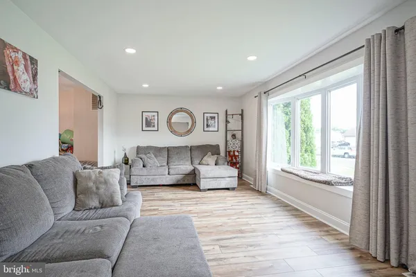 15 POLARIS RD