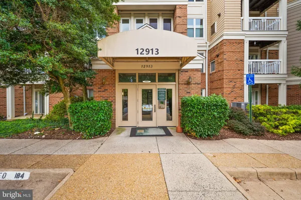 12913 ALTON SQ 411