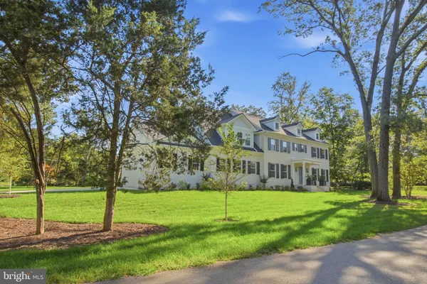1142 CAMERON RD
