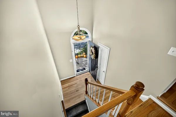 8006 TREVOR PL