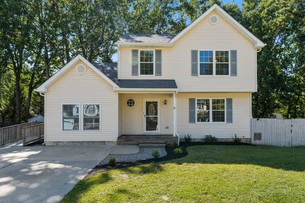47 COUNTRY CLUB RD