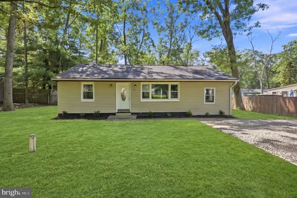 212 W VIRGINIA RD