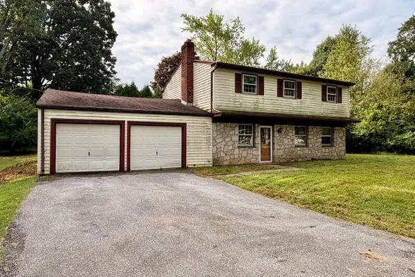 1283 COUNTRY LN