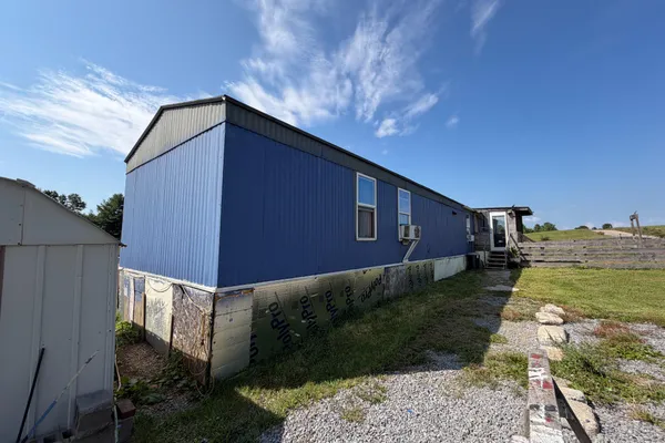 83 FAWN LN