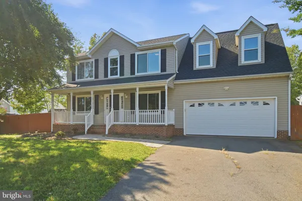 7527 STERLING DR