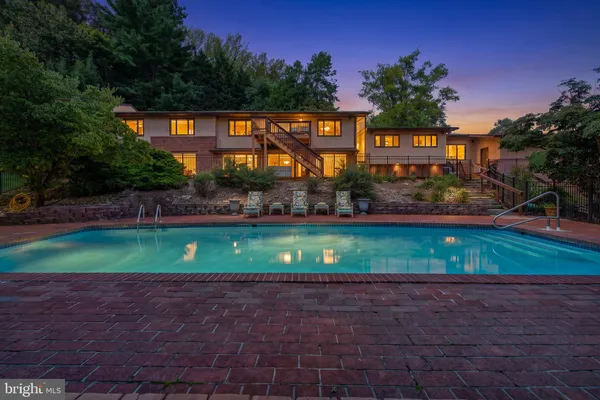 17 IVY HILL CT