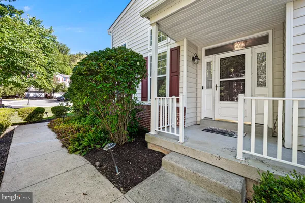 105 LONGWOOD CT