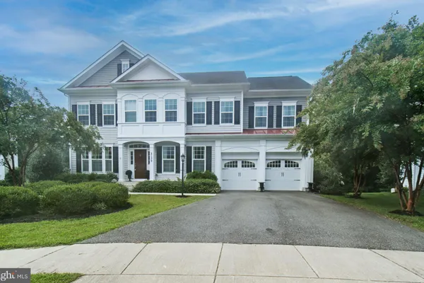 2139 BASIL HALL LN