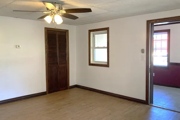 107 N GOOD SPRING RD