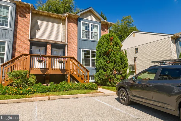 7923-31 RIDGE AVE 25