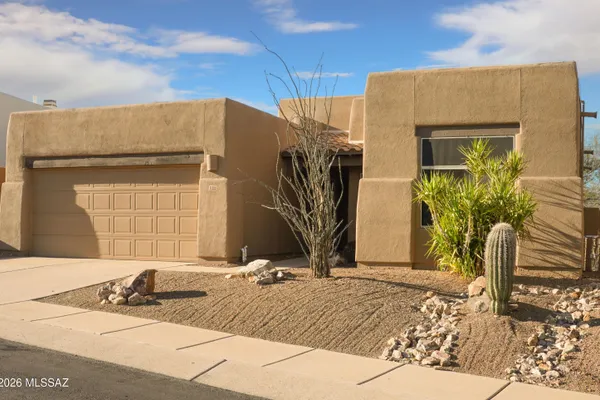 11955 N LABYRINTH DR