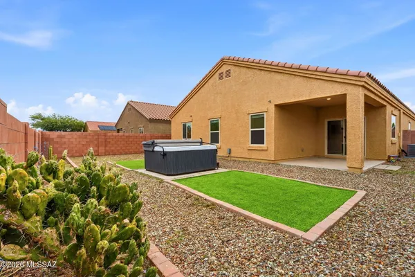 12394 W REYHER FARMS LOOP