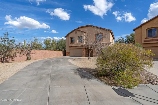 8380 N WESTON PL