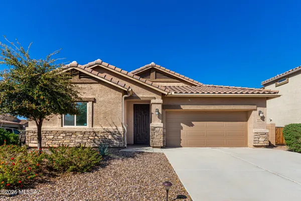 9162 W BLUE SAGUARO ST