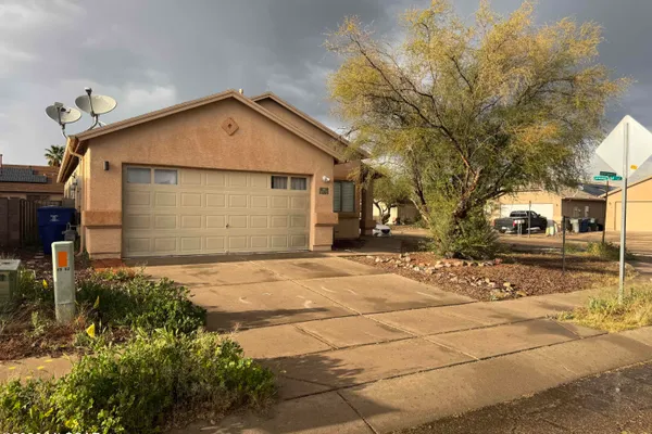 1772 W LAVENDER MOUNTAIN PL