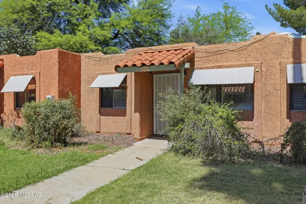 2950 N ALVERNON WAY 3102