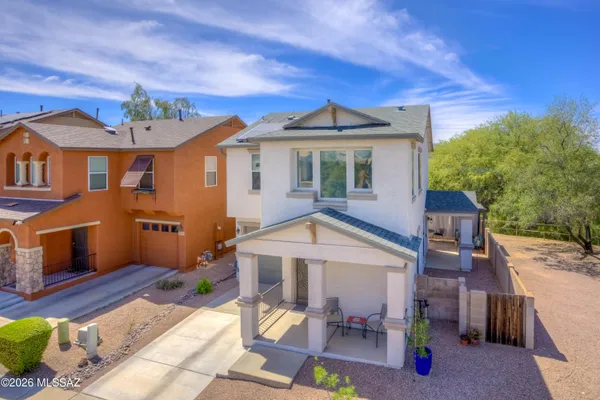 2644 S REPUBLIC AVE