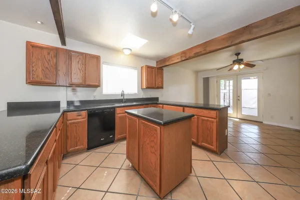 3159 W CALLE FRESA