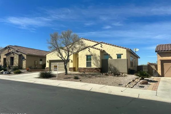 5896 W YUMA MINE CIR