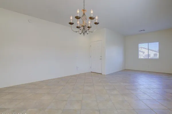 1265 W VIA