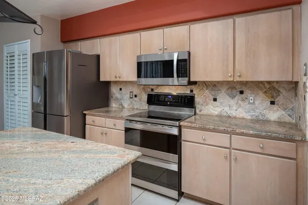 10290 N CALLE DEL CARNERO
