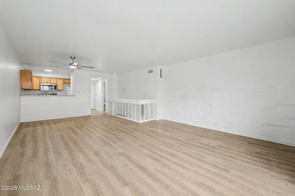951 N EUCLID AVE 134