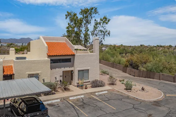 2533 N IRONWOOD RIDGE DR