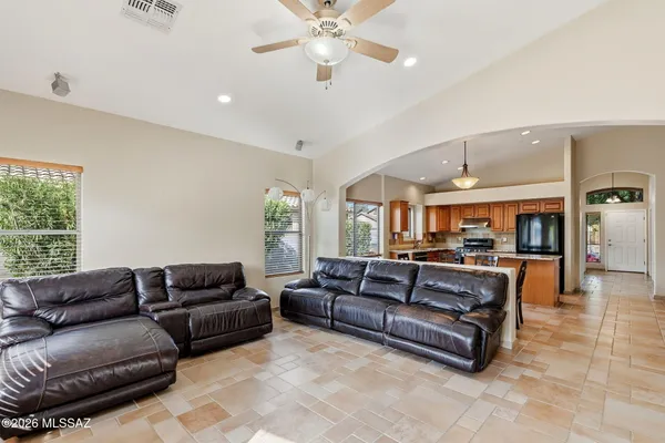 7473 N CLEMENS WAY