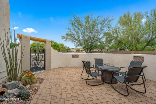 11741 N MONTERRA VISTA DR
