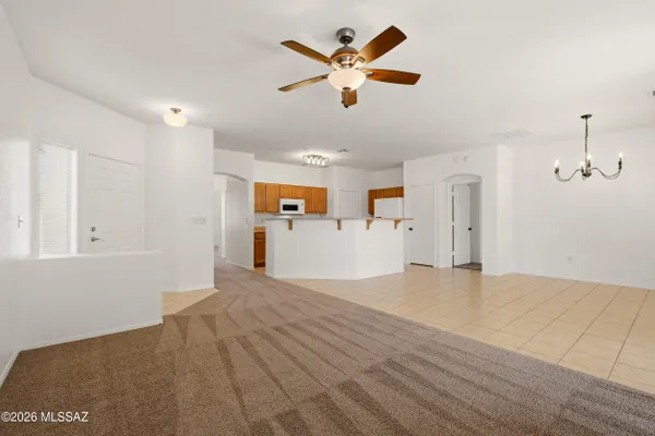 3560 W AVENIDA SOMBRA