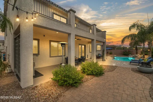 11906 N MESQUITE HOLLOW DR