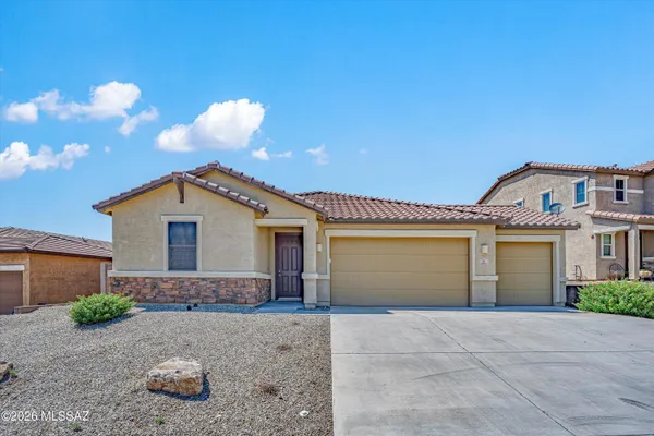 4862 W WILLOW WIND WAY