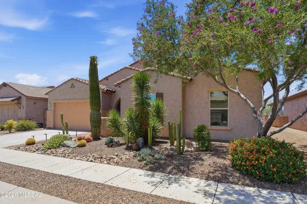 4370 W SUMMIT RANCH PL