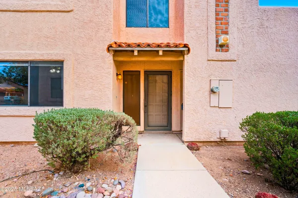 2457 N IRONWOOD RIDGE DR