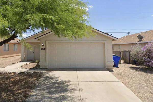 8747 S DESERT RAINBOW DR