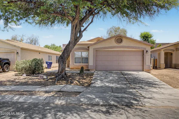 8129 S SUNNY HORIZON PL