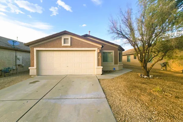 5957 E FRANKLIN TALE DR