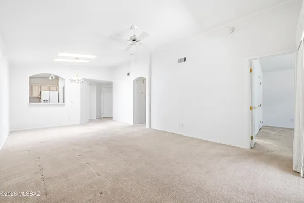 492 W WINDHAM BLVD