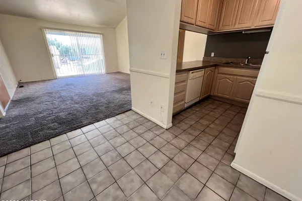 812 S LANGLEY AVE 202