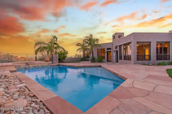 3441 E CATHEDRAL ROCK CIR