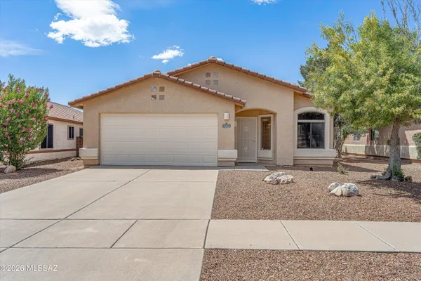 2391 E STONE STABLE DR