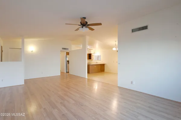 3019 W CORIANDER DR