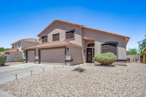 6984 W TACNA DR