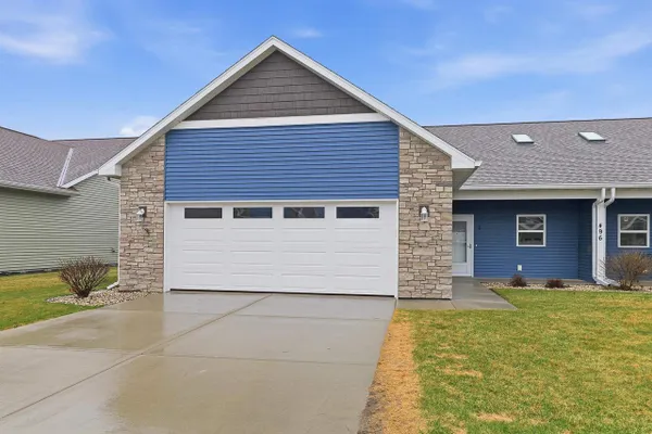 496 RIVER RD 1