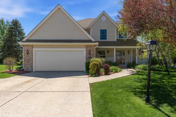 6457 NORFOLK LN