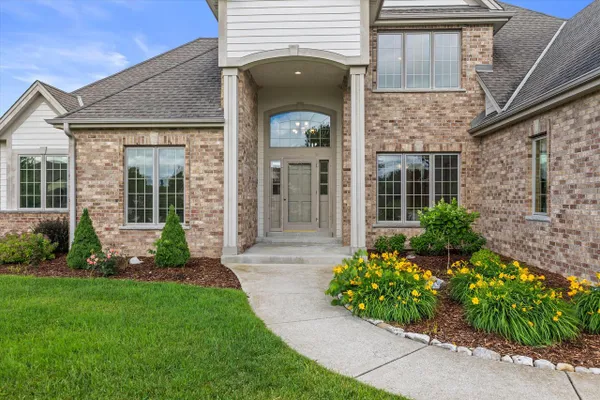 W218N5466 TAYLORS WOODS DR