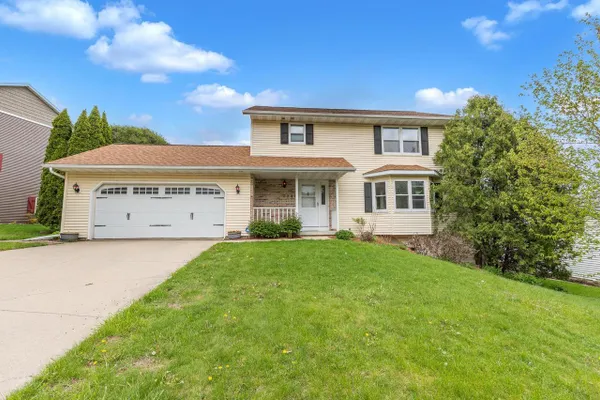 2941 MAPLE RUN DR