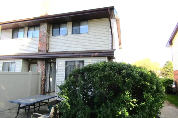 1429 OAKES RD 12