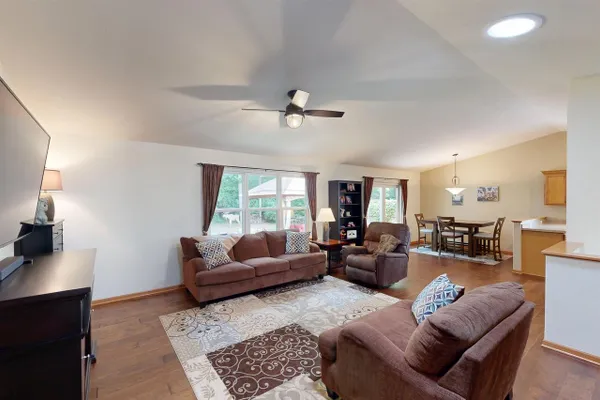 204 WOODLAND PRESERVE